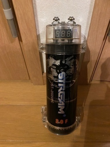 ウーファースピーカー.アンプx2.キャパシターのセット
