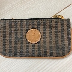 女性ものカバン、財布セットの画像