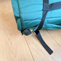 コット✕２、インフレータブルマット１点の画像