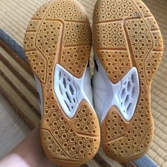 バドミントンシューズ　サイズ35の画像