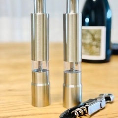 テーブルミルとワインオープナー