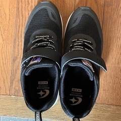 スニーカー　黒