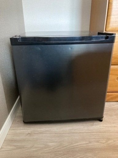 ホテルサイズのミニ冷蔵庫