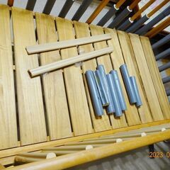 Nature Friendsの中古ベビーベッド　緩衝材付の画像