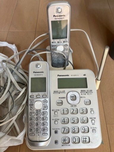 パナソニック　電話機と子機