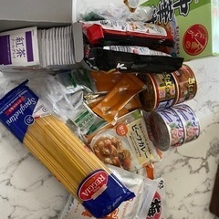 決まりました紅茶　即席麺　パスタ　レトルトカレー　ツナ缶　味噌汁