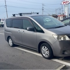 セレナ 2.0 ハイウェイスター2乗り　4ナンバー　キャンピング車泊