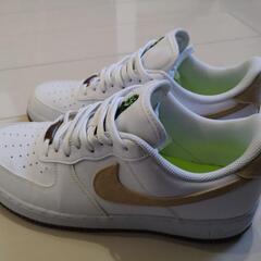 【値下げ】AIR FORCE１ '07 LV8