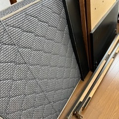 シングルベッド