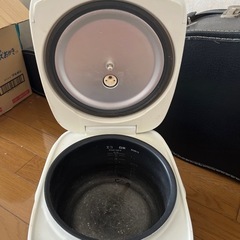 炊飯器の画像