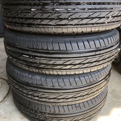 バリ山ホワイトレター195/80R15の画像