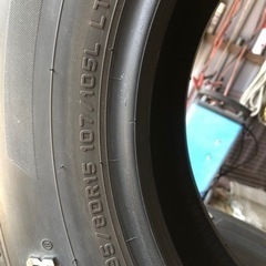 バリ山ホワイトレター195/80R15の画像