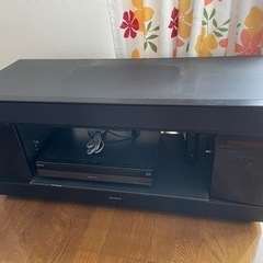 Sonyのテレビ台サラウンドスピーカー一体型
