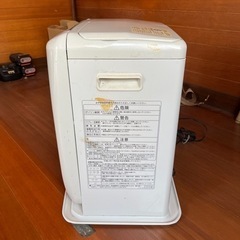 コロナ石油ファンヒーターの画像