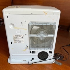 コロナ石油ファンヒーターの画像