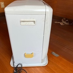 コロナ石油ファンヒーターの画像