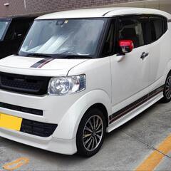 HONDA エヌボックス スラッシュ 無限仕様 エアロパーツ Ｎ／ 車検残長い 土禁・禁煙車 キレイな車です 現車確認だけでもお気軽にどうぞ♪の画像