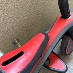 Globber エクスプローラートライク 3in1 の画像