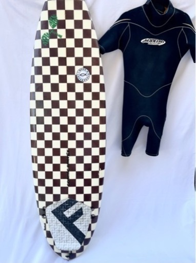 最速テイクオフ サーフボード&スプリングウェットスーツ