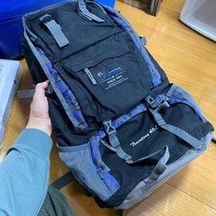 マウンテントップ　リュックサック 40L