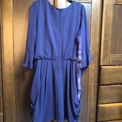 お呼ばれドレス　19号　大きめ　紺色の画像