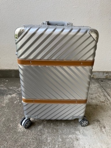 スーツケースです