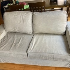 IKEA 2人掛けソファー　横幅190センチ