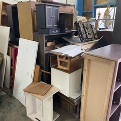 【近々処分予定】明日4/2 限定です！DIYなどに♪古い家具の木材などの端材の画像