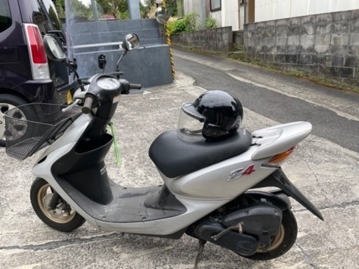 原付　ホンダ　ヘルメット、前カゴ　風除け　カバー付き