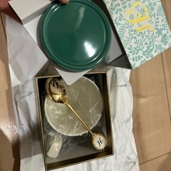 イニシャルH ティーカップ　蓋付き　ティースプーン付きの画像