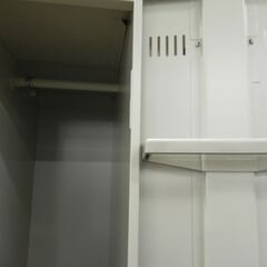 8人用 スチールロッカー カギ付き 4列2段 幅90 奥行51.5 高さ179cm グレー オフィス 事務所 業務用 札幌市 厚別区の画像