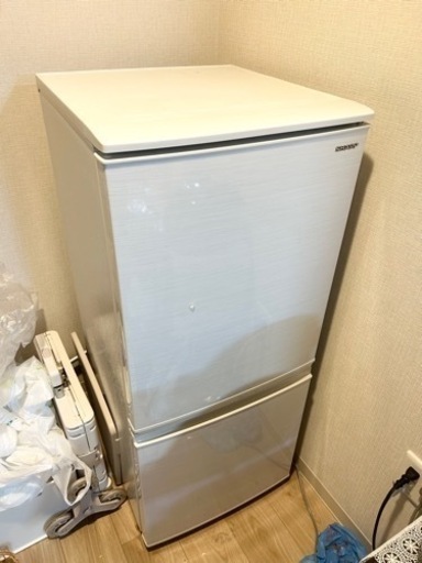 ※急募  受取4/15まで　冷蔵庫 SHARP  SJ-D14E-W  白　ホワイト