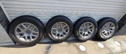 ジムニーJB64純正　タイヤホイールセット　4本