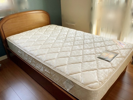 セミダブルベッド　中古