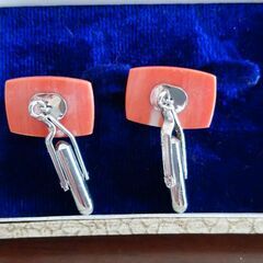 宝石サンゴのカフス（入手困難な貴重品）の画像