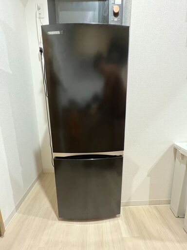 Toshiba 黒い冷蔵庫 GR-S15BS