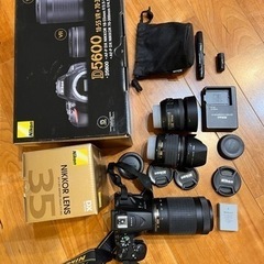 NIKON D5600
