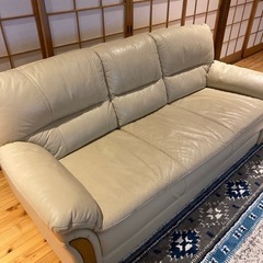 3人掛けソファ　レザー