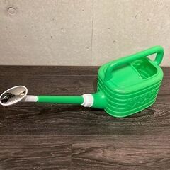 蛍光グリーンのジョウロ4ℓ【新品・未使用】 