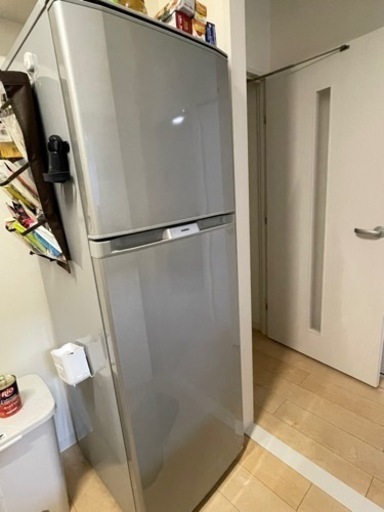 冷蔵庫　230L 2ドア