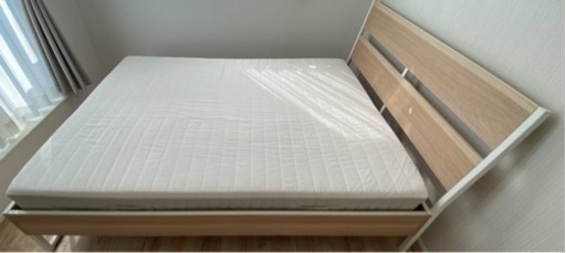 IKEA ベッドへレーム(クイーンサイズ) TRYSIL