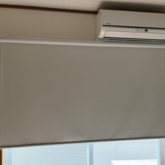 ロールカーテン　2本の画像