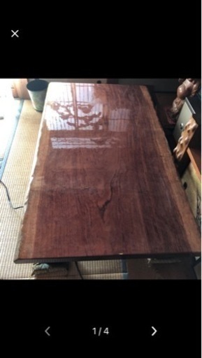 立派な机ー！！！