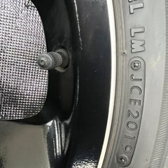 タイヤ4本セットの画像