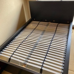 IKEA ダブルベッドフレーム