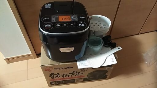 ☆アイリスオーヤマ　3合炊き炊飯器　RC-MA30AZ-B　程度良好！（現状渡し）☆