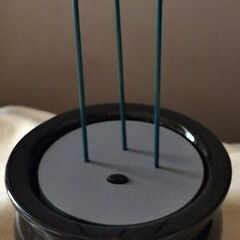 LED電池式線香★陶器線香立て●オーム電機★数回使用 スイッチを...