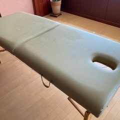 施術ベッド　エステベッドの画像