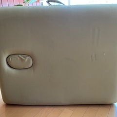施術ベッド　エステベッドの画像