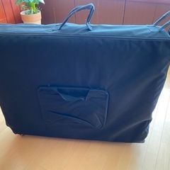 施術ベッド　エステベッドの画像